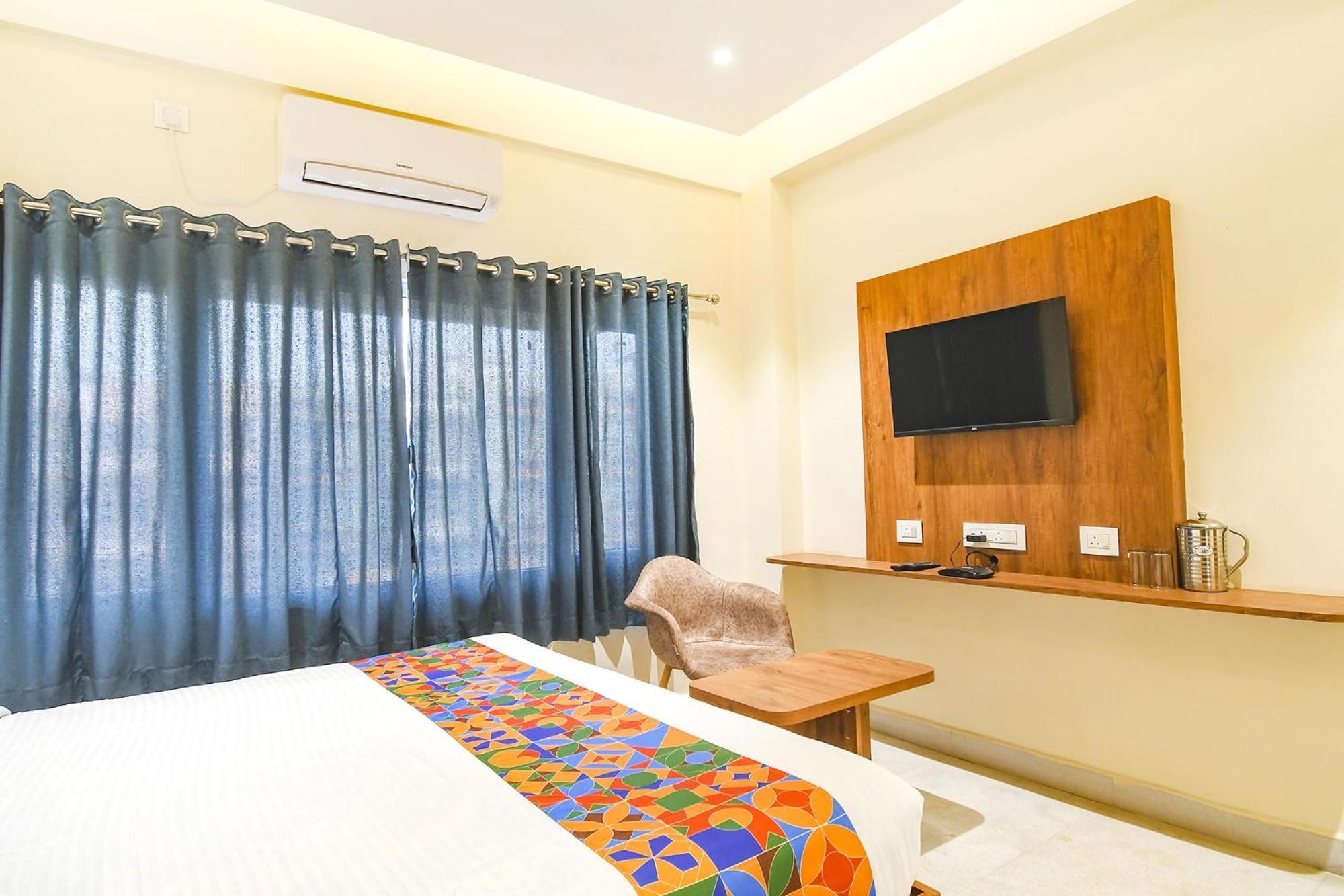 Fabhotel Prime The Golden Plaza - Nr Tarapith Temple Exterior foto